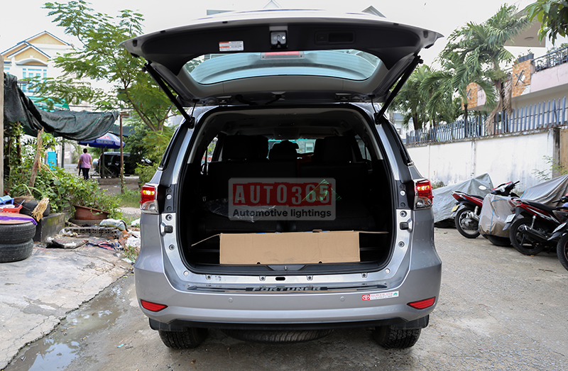 Nâng cấp cốp điện tự động cho Toyota Fortuner
